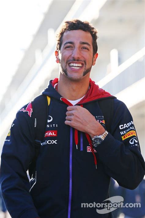 daniel ricciardo f1 jacket.